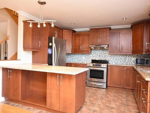 Kitchen - 7525 Rue Latouche, Brossard, QC - Indoor Photo Showing Kitchen