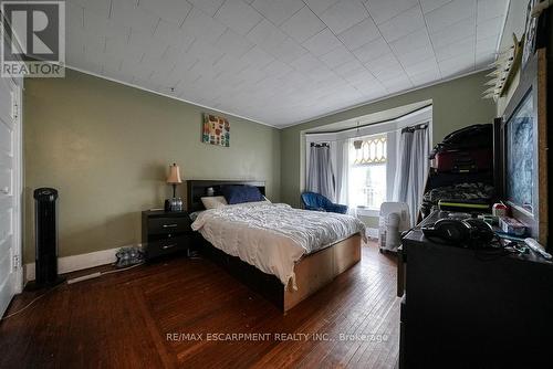 171 Owen Street, Norfolk, ON - Indoor Photo Showing Bedroom