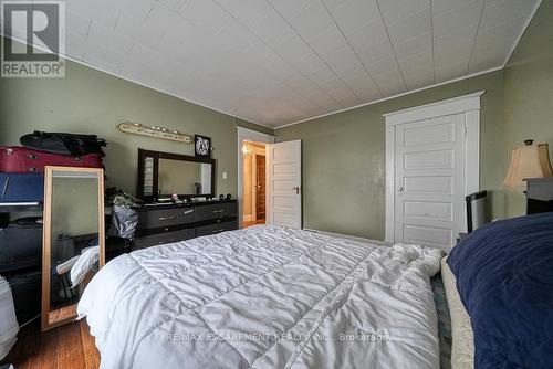 171 Owen Street, Norfolk, ON - Indoor Photo Showing Bedroom