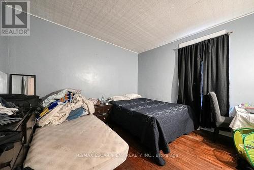 171 Owen Street, Norfolk, ON - Indoor Photo Showing Bedroom