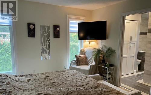 864 Laval Street, The Nation, ON - Indoor Photo Showing Bedroom