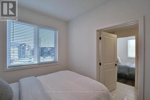 207 - 12 Beausoleil Lane, Blue Mountains (Blue Mountain Resort Area), ON - Indoor Photo Showing Bedroom