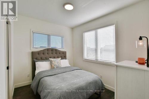 207 - 12 Beausoleil Lane, Blue Mountains (Blue Mountain Resort Area), ON - Indoor Photo Showing Bedroom