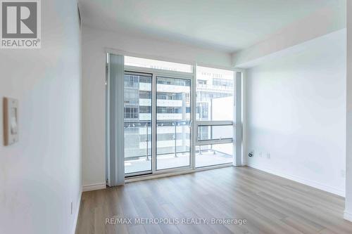 2116 - 460 Adelaide Street E, Toronto, ON - Indoor Photo Showing Other Room