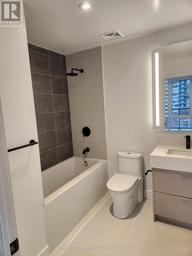 906 - 308 Jarvis Street, Toronto, ON - Indoor Photo Showing Bathroom