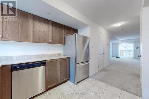 2620 Deputy Minister Path, Oshawa, ON - Indoor Photo Showing Kitchen