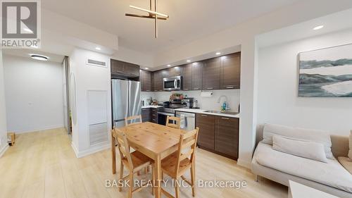 406 - 2220 Lake Shore Boulevard W, Toronto, ON - Indoor Photo Showing Kitchen With Stainless Steel Kitchen