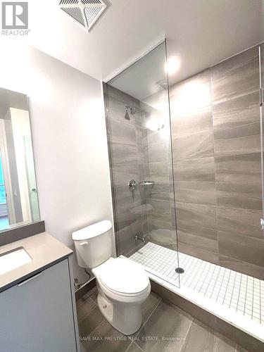 1301 - 204 Burnhamthorpe Road E, Mississauga, ON - Indoor Photo Showing Bathroom