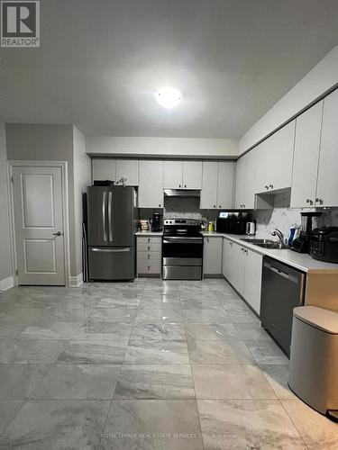 47 Allegro Drive, Brampton, ON - Indoor Photo Showing Kitchen With Double Sink