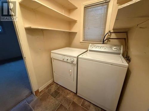 637 72Nd Avenue, Grand Forks, BC - Indoor Photo Showing Laundry Room