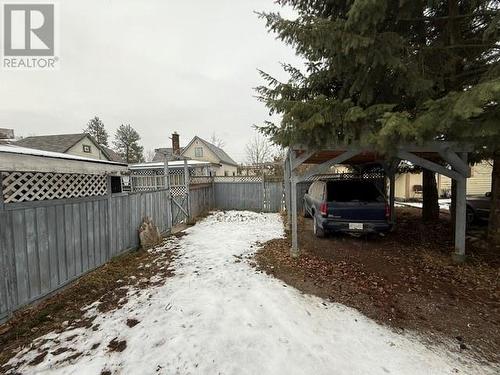 637 72Nd Avenue, Grand Forks, BC - Outdoor