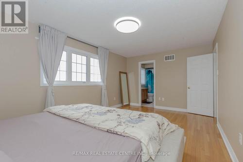 91 Sewells Lane, Brampton, ON - Indoor Photo Showing Bedroom