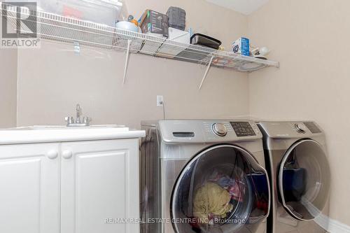 91 Sewells Lane, Brampton, ON - Indoor Photo Showing Laundry Room