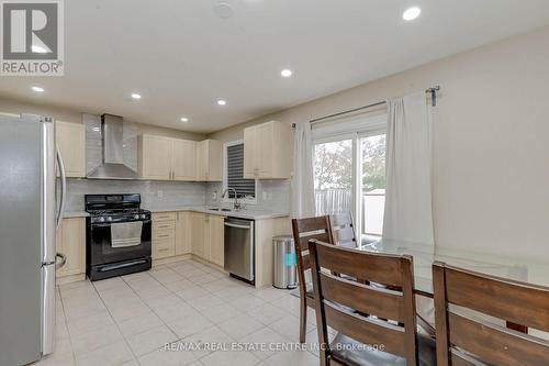 91 Sewells Lane, Brampton, ON - Indoor Photo Showing Kitchen With Stainless Steel Kitchen