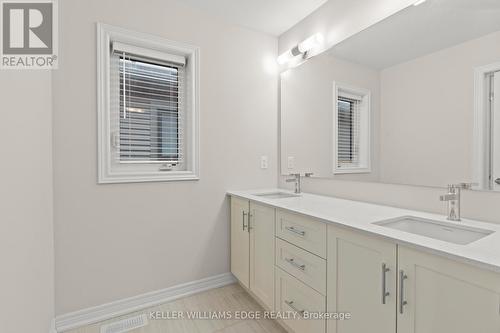 51 Starfire Crescent, Hamilton, ON - Indoor Photo Showing Bathroom