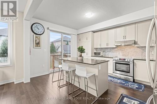 51 Starfire Crescent, Hamilton, ON - Indoor Photo Showing Kitchen With Upgraded Kitchen