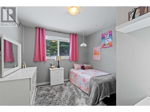 2650 30 Avenue Ne, Salmon Arm, BC - Indoor Photo Showing Bedroom