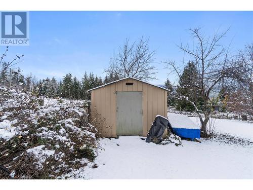 2650 30 Avenue Ne, Salmon Arm, BC - Outdoor