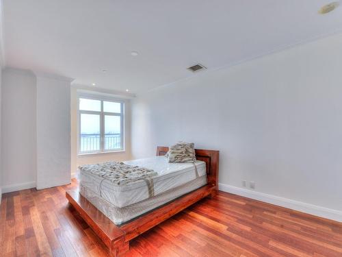 Chambre Ã Â coucher - 404-1000 Rue De La Commune E., Montréal (Ville-Marie), QC - Indoor Photo Showing Bedroom