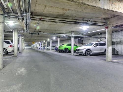 Garage - 404-1000 Rue De La Commune E., Montréal (Ville-Marie), QC - Indoor Photo Showing Garage