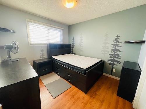 505 Dalhousie Drive, Thunder Bay, ON - Indoor Photo Showing Bedroom