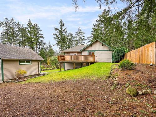 1048 Lazo Rd, Comox, BC 