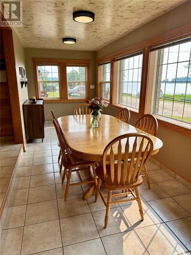 74 Nunn Street, La Ronge, SK - Indoor Photo Showing Dining Room