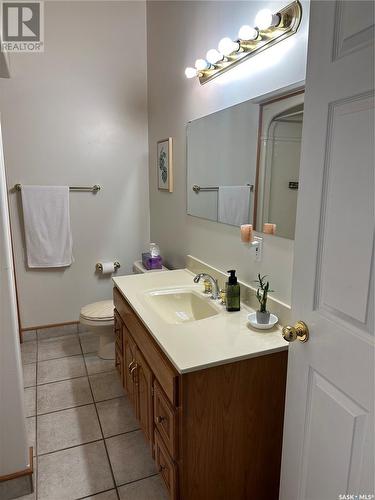 74 Nunn Street, La Ronge, SK - Indoor Photo Showing Bathroom