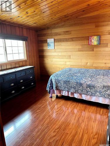 74 Nunn Street, La Ronge, SK - Indoor Photo Showing Bedroom