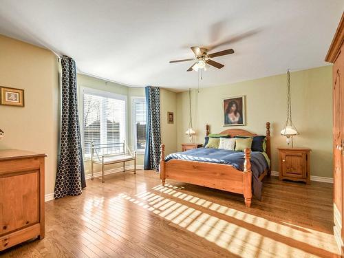 Chambre Ã  coucher principale - 25 Rue Du Boisé, Lachute, QC - Indoor Photo Showing Bedroom