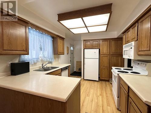 5427 Ferguson Lake Road, Prince George, BC - Indoor Photo Showing Kitchen With Double Sink