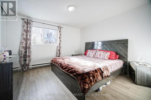 53 - 40 Imperial Road N, Guelph, ON - Indoor Photo Showing Bedroom