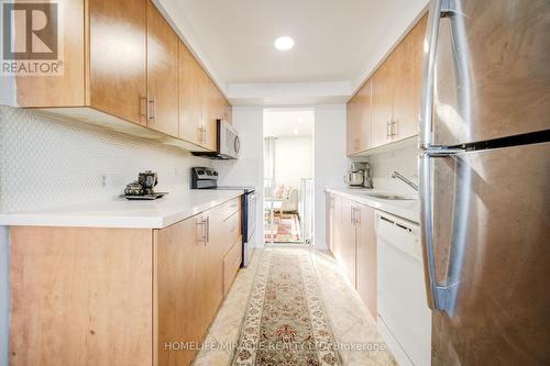 53 - 40 Imperial Road N, Guelph, ON - Indoor Photo Showing Kitchen