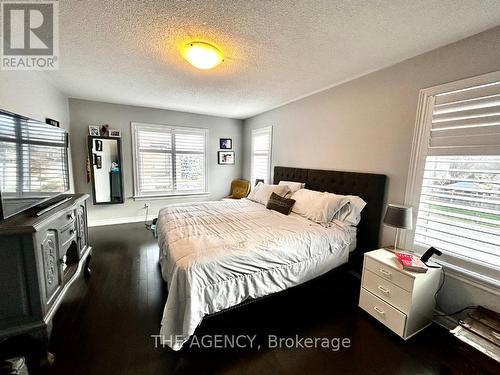 292 Rymal Road W, Hamilton, ON - Indoor Photo Showing Bedroom