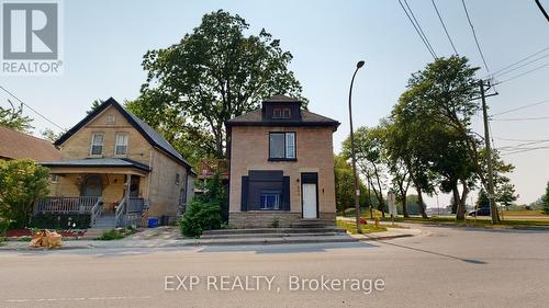 553 Quebec Street, London, ON - Outdoor With Facade