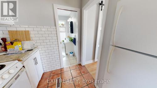 553 Quebec Street, London, ON - Indoor Photo Showing Kitchen