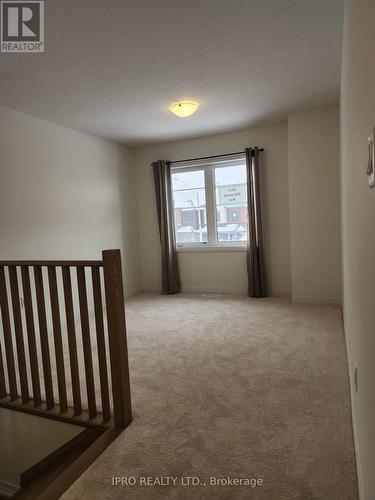 256 Velvet Way, Thorold, ON - Indoor Photo Showing Other Room