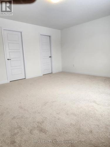 256 Velvet Way, Thorold, ON - Indoor Photo Showing Other Room