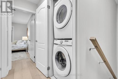 18 Deneb Street, Barrie, ON - Indoor Photo Showing Laundry Room