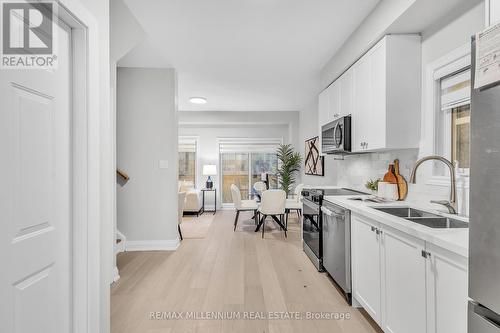 18 Deneb Street, Barrie, ON - Indoor Photo Showing Kitchen With Double Sink With Upgraded Kitchen