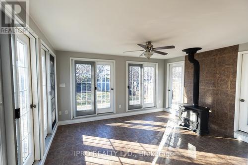 452 Southland Crescent, Oakville, ON - Indoor Photo Showing Other Room