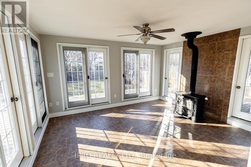 452 Southland Crescent, Oakville, ON - Indoor Photo Showing Other Room