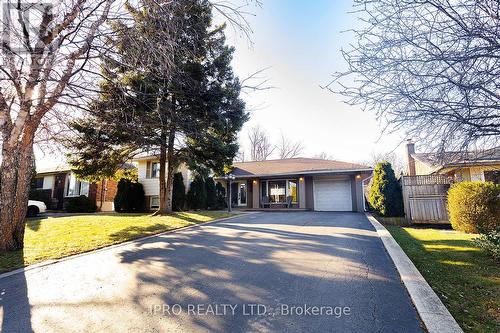 452 Southland Crescent, Oakville, ON - Outdoor