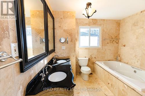 452 Southland Crescent, Oakville, ON - Indoor Photo Showing Bathroom