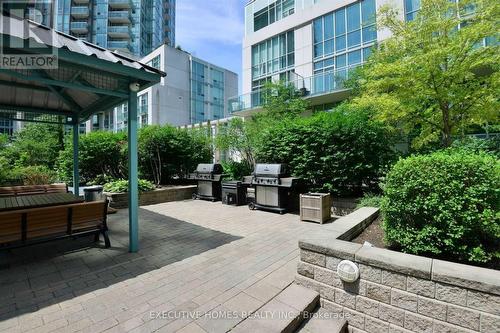 2108 - 220 Burnhamthorpe Road W, Mississauga, ON - Outdoor