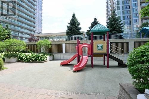 2108 - 220 Burnhamthorpe Road W, Mississauga, ON - Outdoor