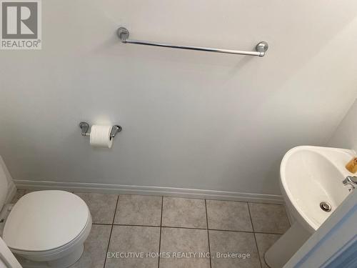 2108 - 220 Burnhamthorpe Road W, Mississauga, ON - Indoor Photo Showing Bathroom