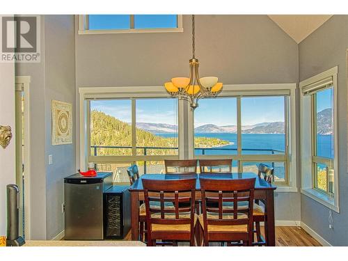 6804 Santiago Loop N Unit# 157, Kelowna, BC - Indoor Photo Showing Dining Room