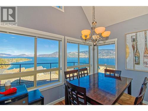 6804 Santiago Loop N Unit# 157, Kelowna, BC - Indoor Photo Showing Dining Room