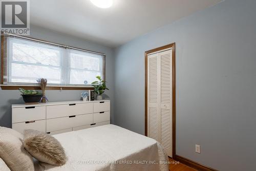 33 Manitoulin Drive, London, ON - Indoor Photo Showing Bedroom